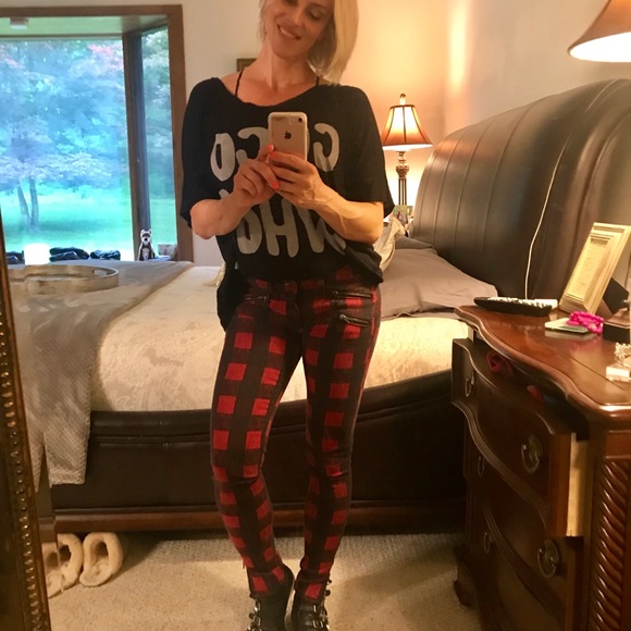 Rag and Bone red buffalo jeans - Picture 3 of 7